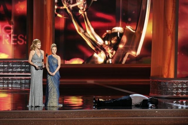 Photo Coverage: Inside the 2012 Emmy Awards - Part Two! Image