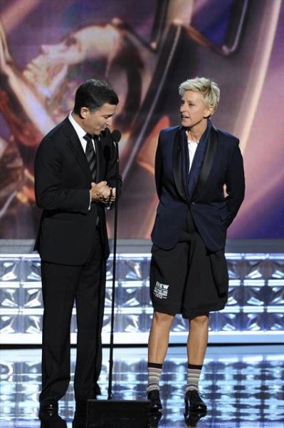Photo Coverage: Inside the 2012 Emmy Awards - Part Three! Image