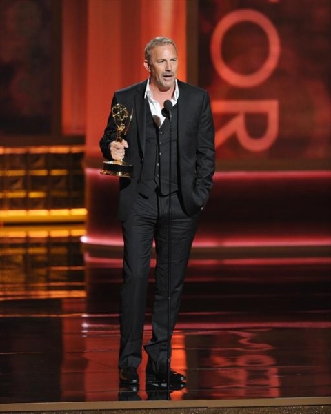 Photo Coverage: Inside the 2012 Emmy Awards - Part Three! Image