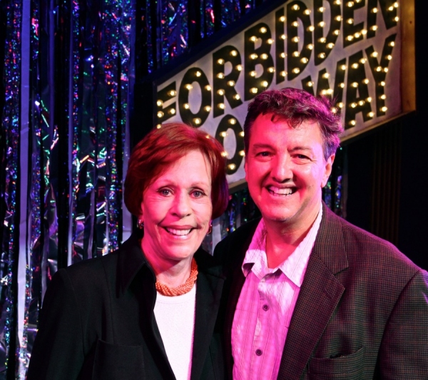 Photo Flash: Carol Burnett Visits FORBIDDEN BROADWAY! Image
