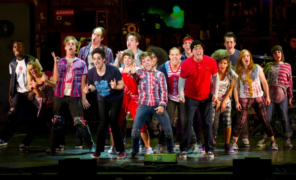Photo Flash: Meet the New Company of the AMERICAN IDIOT Tour! 