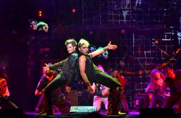 Photo Flash: Meet the New Company of the AMERICAN IDIOT Tour! Image