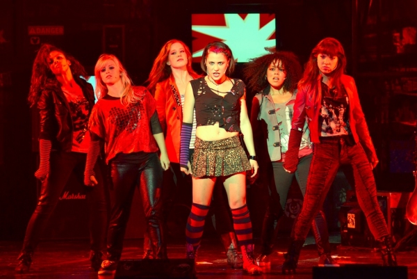 Photo Flash: Meet the New Company of the AMERICAN IDIOT Tour! Image