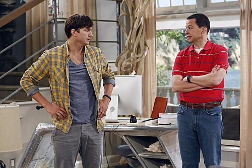 Photo Coverage: First Look at Miley Cyrus on TWO AND A HALF MEN Image