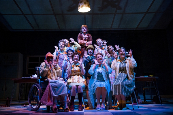 Photo Flash: First Look at Lyceum and National Theatre of Scotland's THE GUID SISTERS Image