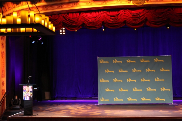 Photo Coverage: Alicia Silverstone, Cheyenne Jackson and Cast of THE PERFORMERS Meets the Press!  Image