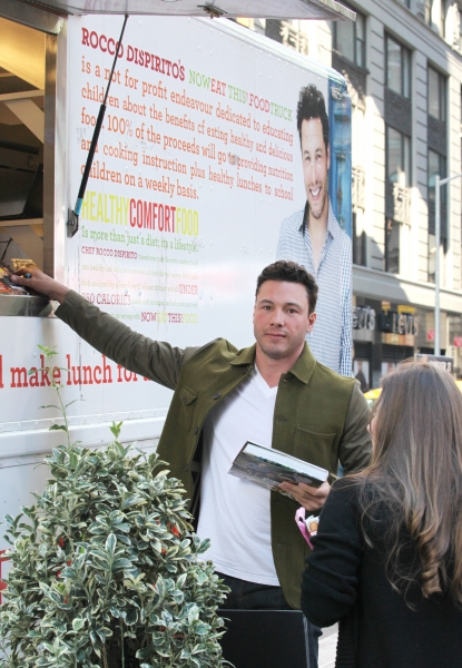 Photo Coverage: Rocco DiSpirito Vistis GOOD MORNING AMERICA  Image