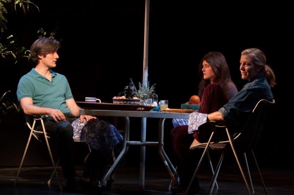 Photo Flash: First Look at Atlantic Theater Company's HARPER REGAN Image