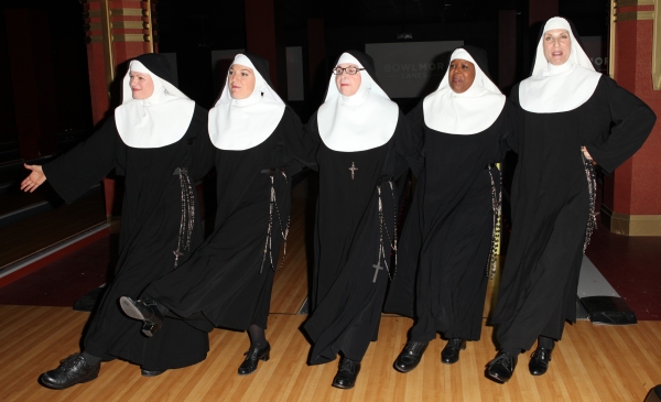 Photo Coverage: Cindy Williams & NUNSET BOULEVARD Cast Meet the Press! Image