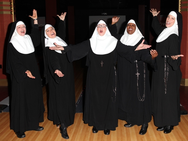 Photo Coverage: Cindy Williams & NUNSET BOULEVARD Cast Meet the Press! Image
