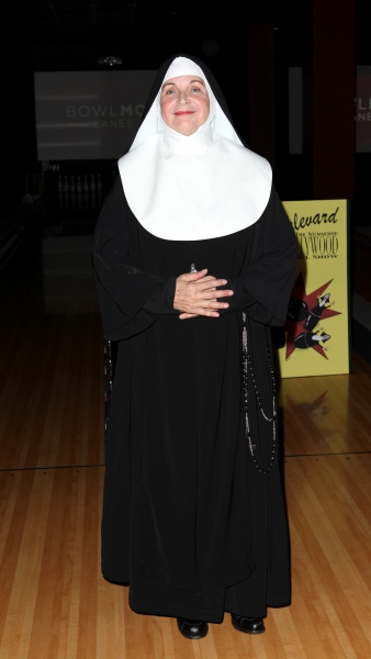 Photo Coverage: Cindy Williams & NUNSET BOULEVARD Cast Meet the Press! Image