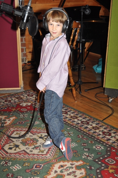 Exclusive Photos: CHAPLIN Cast Records 'Carols For A Cure' Image