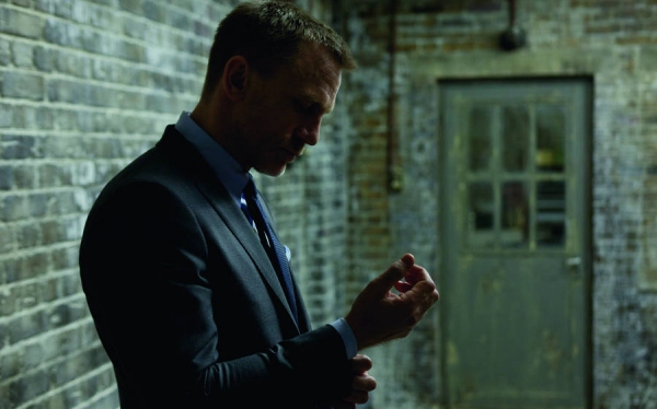 Photo Flash: New SKYFALL Stills - Daniel Craig, Javier Bardem and More! Image