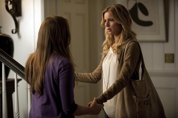 Photo Coverage: Sneak Preview of REVENGE on 10/7/2012 Image