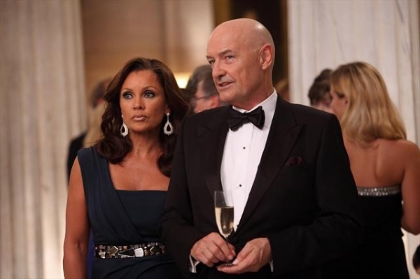 Photo Coverage: Sneak Preview of 666 PARK AVENUE on 10/21 Image