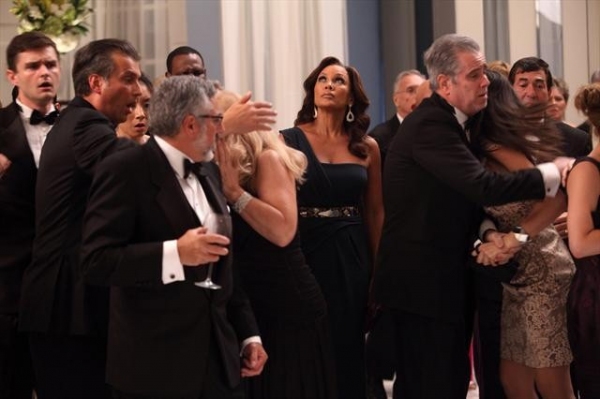 Photo Coverage: Sneak Preview of 666 PARK AVENUE on 10/21 Image