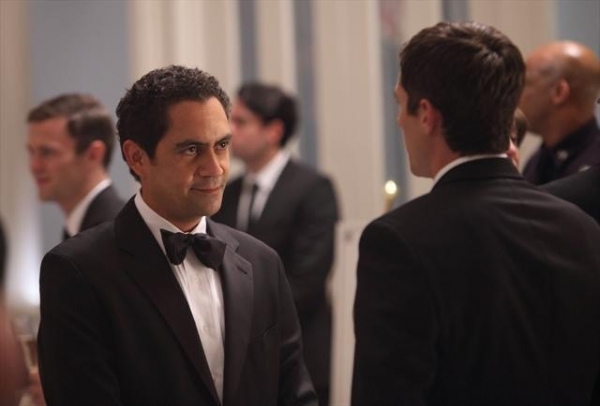 Photo Coverage: Sneak Preview of 666 PARK AVENUE on 10/21 Image