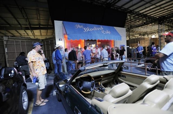 Photo Coverage: Behind the Scenes of NASHVILLE on 10/17 Image