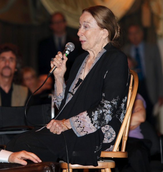 Photo Flash: Over 300 Stars Gather to Celebrate Life Industry Advocate Dale Olson Image