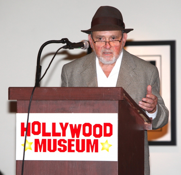 Photo Flash: Over 300 Stars Gather to Celebrate Life Industry Advocate Dale Olson Image