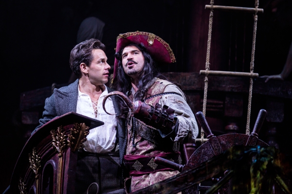Photo Flash: First Look at Julian Ovenden and Rosalie Craig in FINDING NEVERLAND! Image