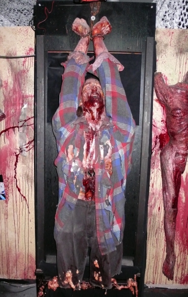Photo Coverage: Inside the 'Blood Manor' Press Preview Image