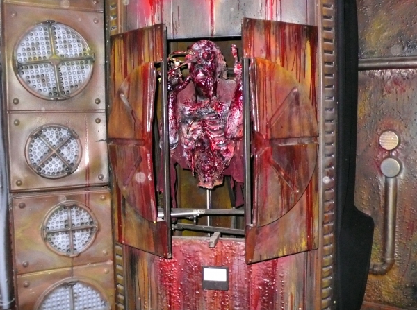 Photo Coverage: Inside the 'Blood Manor' Press Preview Image