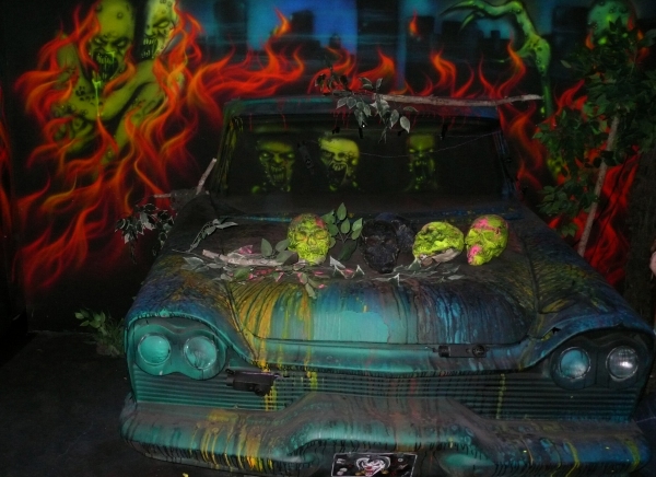 Photo Coverage: Inside the 'Blood Manor' Press Preview Image