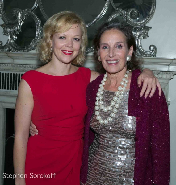 Photo Coverage: Andrea Marcovicci Brings SMILE to Cafe Carlyle Image