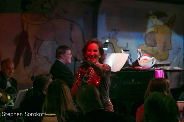 Photo Coverage: Andrea Marcovicci Brings SMILE to Cafe Carlyle Image