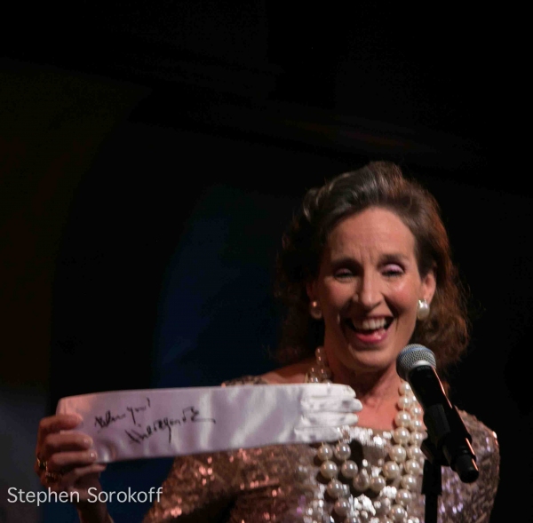 Photo Coverage: Andrea Marcovicci Brings SMILE to Cafe Carlyle Image