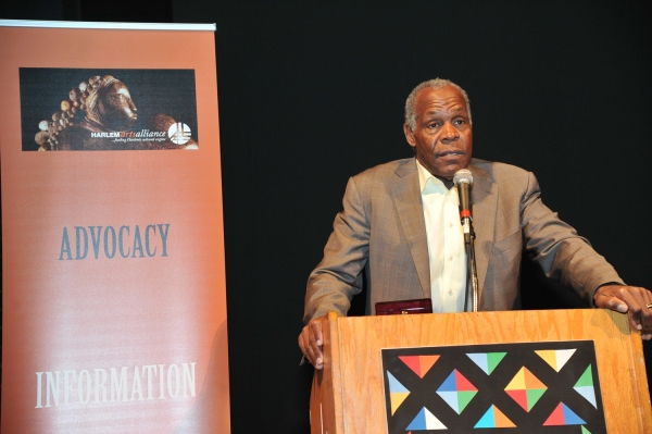 Photo Flash: Danny Glover, Vy Higginsen, Shepard Honored by HARLEM Arts Alliance Image