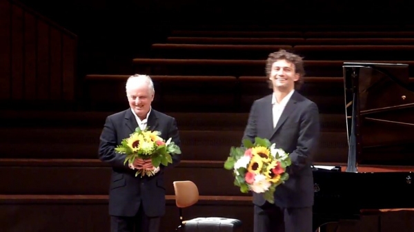 Photo Coverage: Jonas Kaufmann und Daniel Barenboim in der Berliner Philharmonie Image