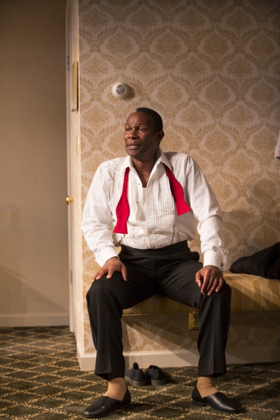 Photo Flash: First Look at John Douglas Thompson in SATCHMO AT THE WALDORF at Long Wharf Theatre Image