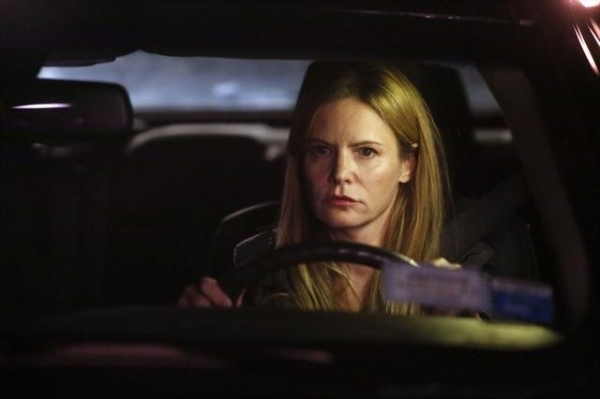 Photo Flash: Sneak Preview of REVENGE's 'Intuition' Episode, Airing 10/21 Image