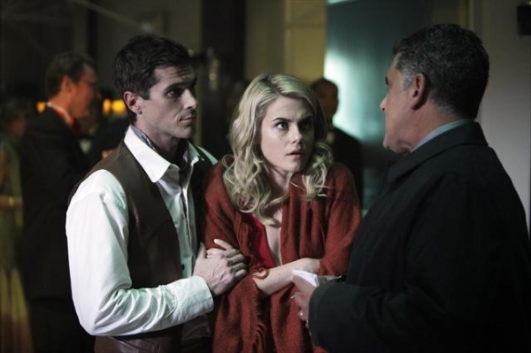 Photo Flash: Sneak Preview - 666 PARK AVENUE's 'A Crowd of Demons' Episode, 10/28 Image