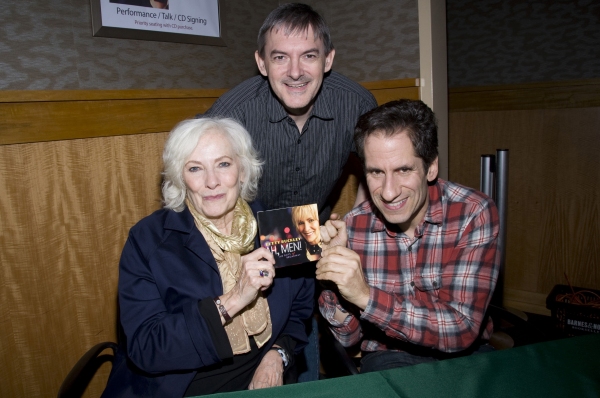 Photo Flash: Betty Buckley Sings from 'Ah, Men!' at Barnes & Noble Image