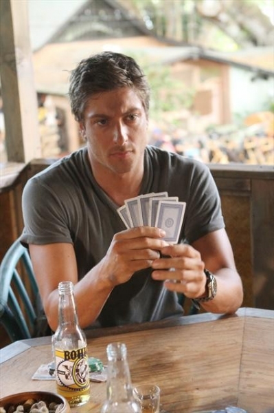 Photo Flash: First Look at LAST RESORT's Upcoming Episode, 'Voluntold'; Airs 10/18 Image