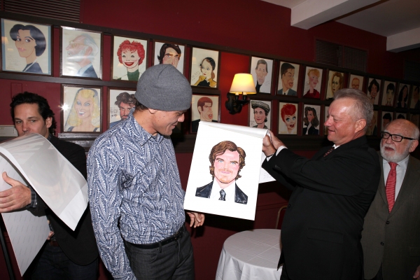 Photo Coverage: GRACE's Michael Shannon, Ed Asner and Paul Rudd Get Sardi's Caricatures! Image