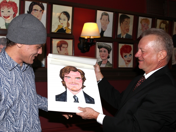 Photo Coverage: GRACE's Michael Shannon, Ed Asner and Paul Rudd Get Sardi's Caricatures! Image