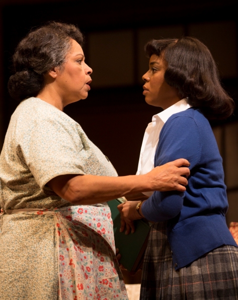 Photo Flash: First Look at Westport Country Playhouse's A RAISIN IN THE SUN, Directed by Phylicia Rashad Image