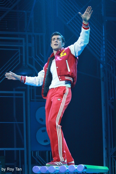 Photo Flash: First Look at LOSERVILLE on the West End! Image