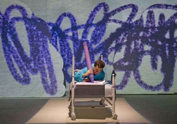 Photo Flash: First Look at Chicago Children's Theatre's HAROLD AND THE PURPLE CRAYON Image