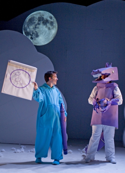 Photo Flash: First Look at Chicago Children's Theatre's HAROLD AND THE PURPLE CRAYON 