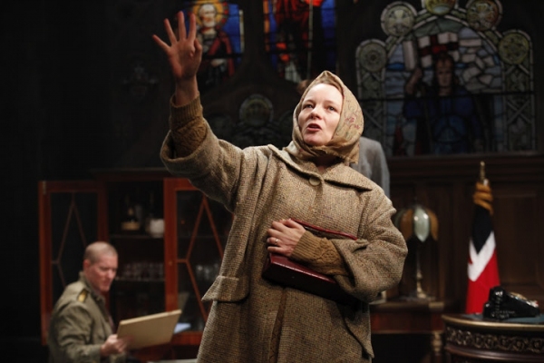 Photo Flash: First Look at Irish Rep's THE FREEDOM OF THE CITY Image