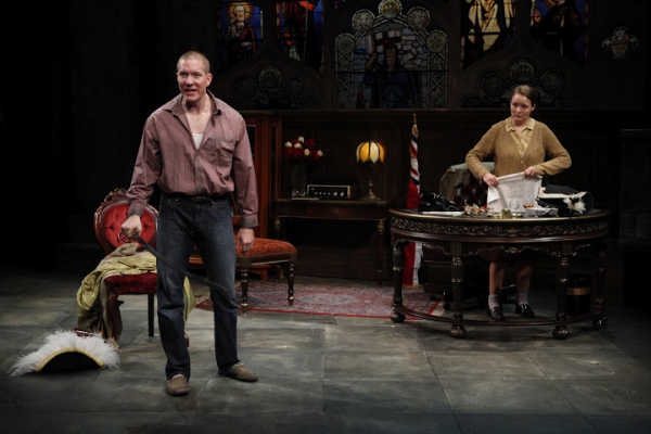 Photo Flash: First Look at Irish Rep's THE FREEDOM OF THE CITY Image