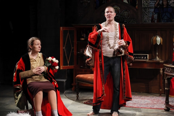 Photo Flash: First Look at Irish Rep's THE FREEDOM OF THE CITY Image