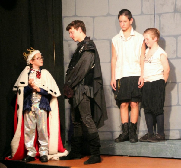 Photo Flash: First Look at Kentwood Players' ROCKIN' ROBIN HOOD Image