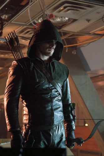 Photo Flash: First Look at ARROW's Upcoming Episode, 'Lone Gunmen,' 10/24 Image