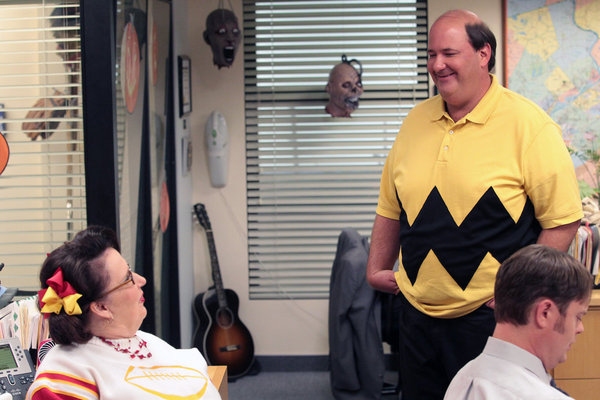 Photo Flash: First Look at THE OFFICE's Episode, 'Here Comes Treble,' 10/25 